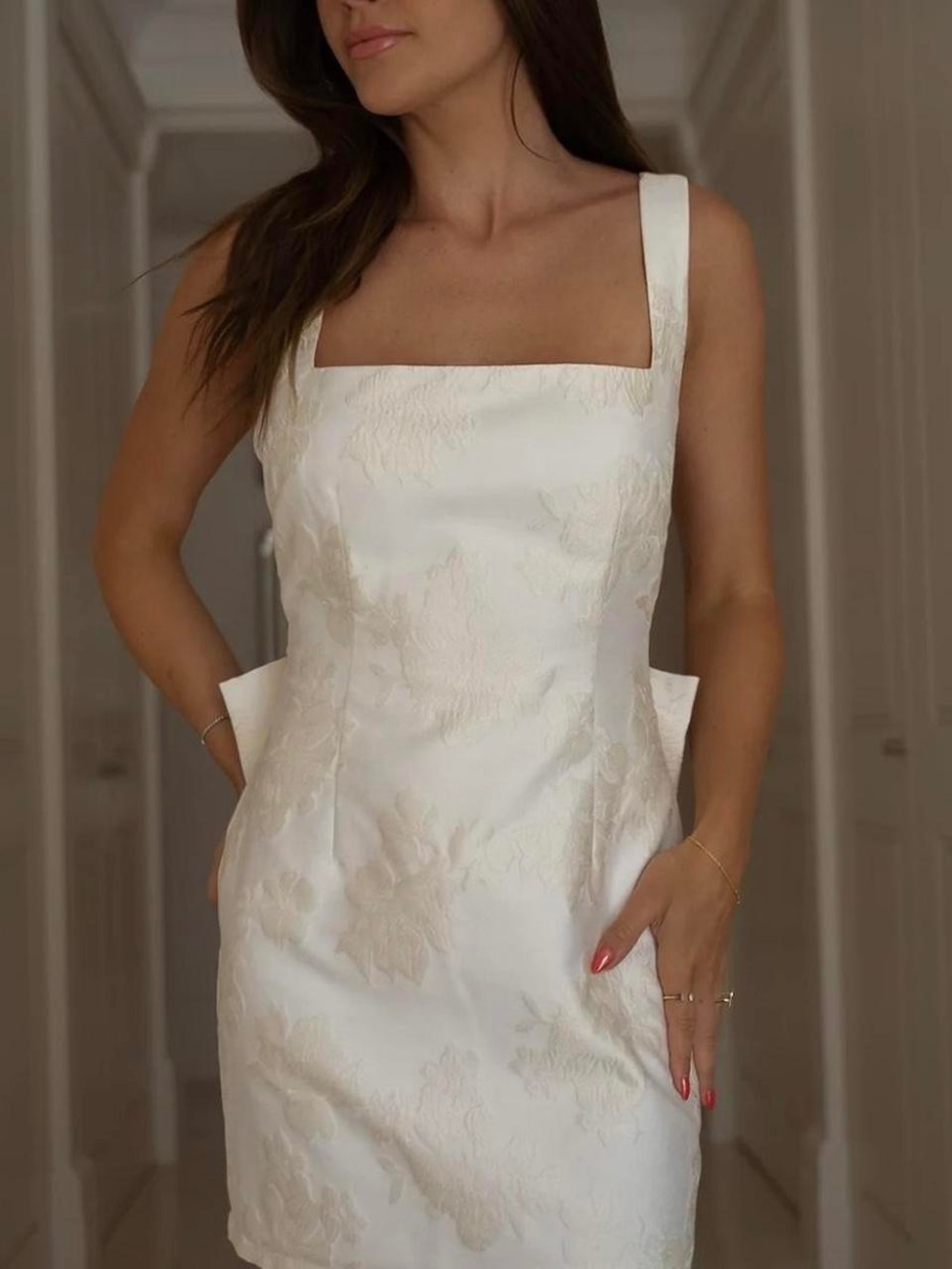 Cream Floral Jacquard Square-Neck Backless Dress